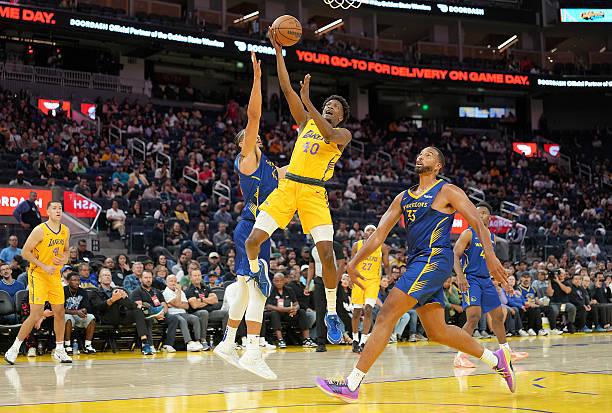 夏联首秀表现不佳！湖人二队超级第六人的状态看起来有些糟糕？