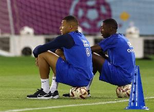 yl7703永利-比姆巴佩先拿到金球？登贝莱：我们没聊过这事，也不会拿这调侃他