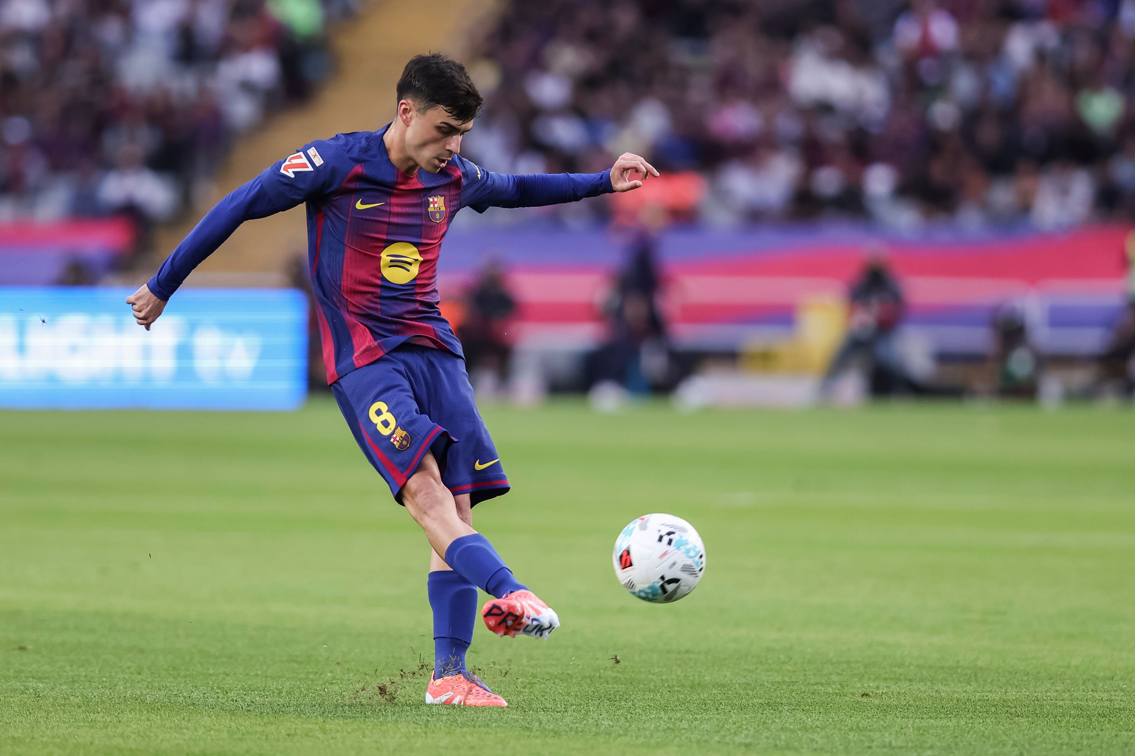 yl7703永利-塞尔电台：佩德里在比赛中感到腿筋撕裂，明天他将接受检查