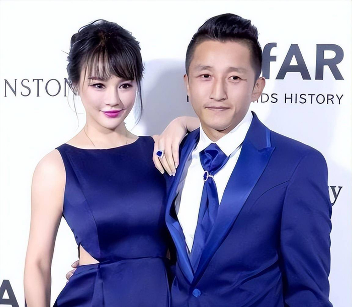 永利官网-邹市明：毁在娶了一个北大毕业，却不知自己几斤几两的老婆手上！|冉莹颖|北京大学|拳击|拳馆|夫妻_新浪体育_新浪新闻